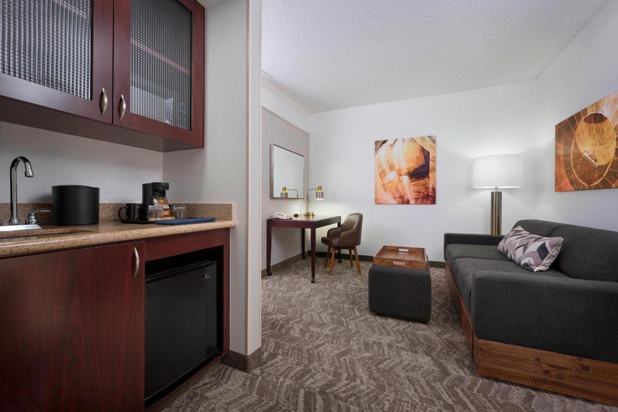 Springhill Suites Napa Valley Exterior photo