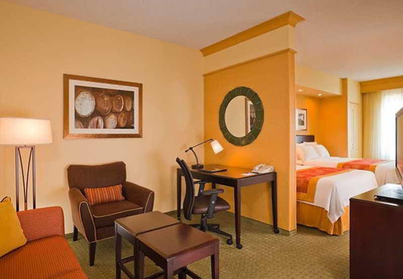 Springhill Suites Napa Valley Exterior photo
